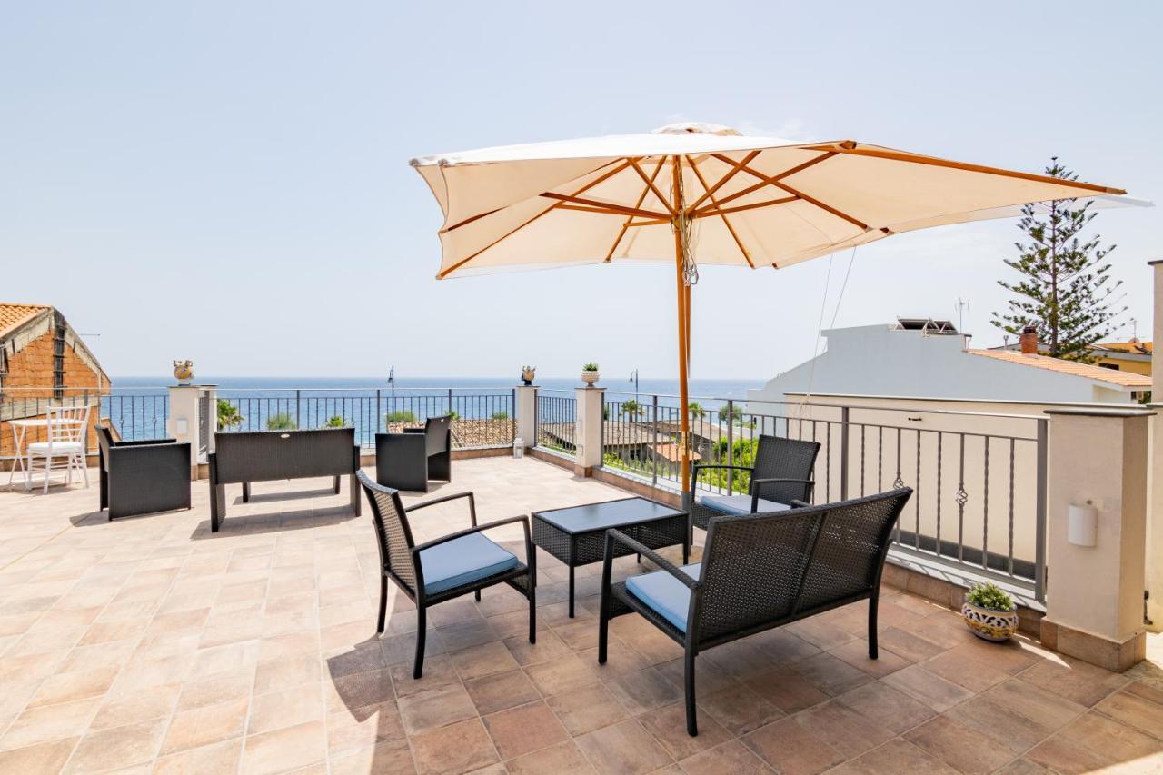 B&B Ottocento Sul Mare ニッツァ・ディ・シチーリア エクステリア 写真
