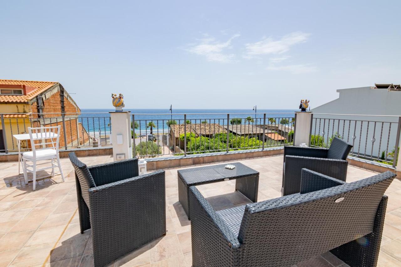 B&B Ottocento Sul Mare ニッツァ・ディ・シチーリア エクステリア 写真