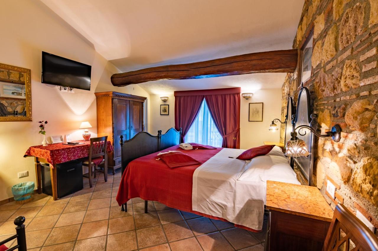 B&B Ottocento Sul Mare ニッツァ・ディ・シチーリア エクステリア 写真