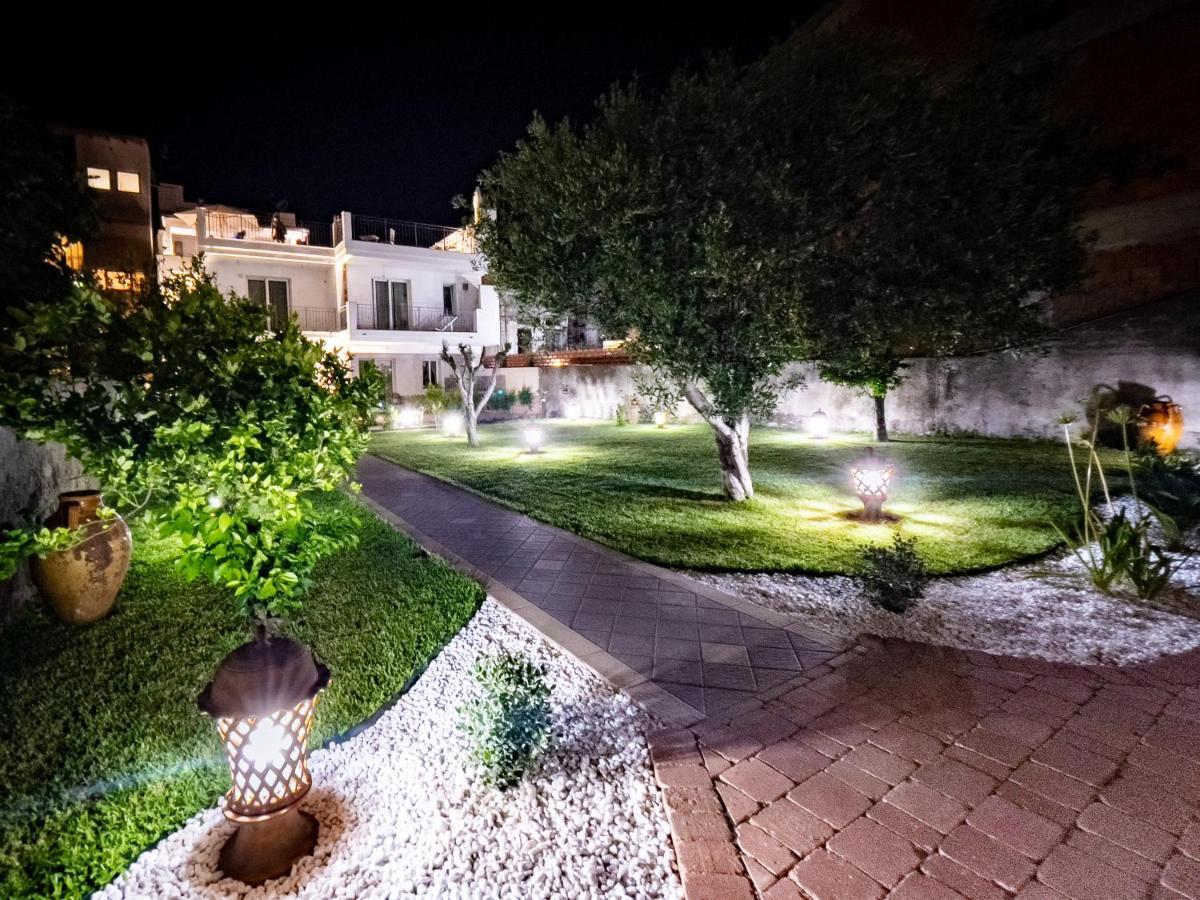B&B Ottocento Sul Mare ニッツァ・ディ・シチーリア エクステリア 写真