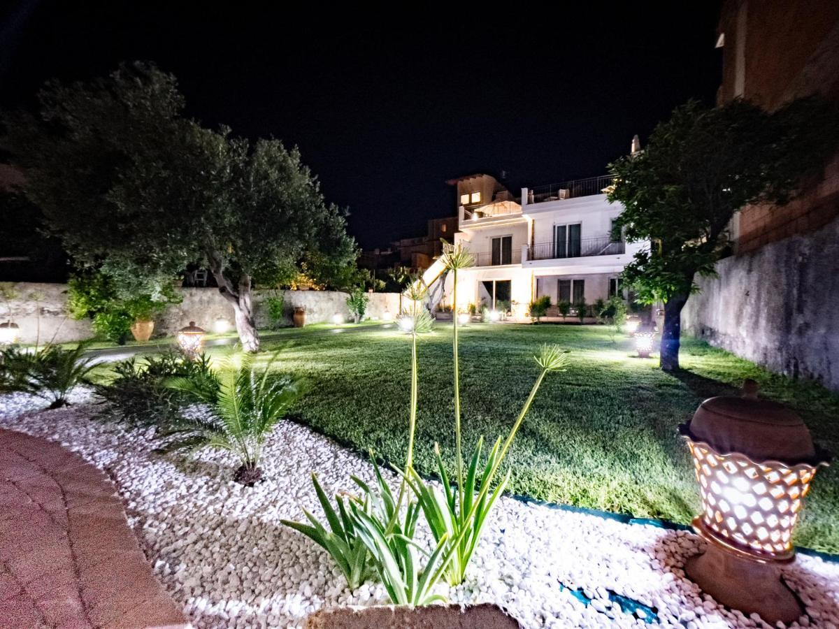 B&B Ottocento Sul Mare ニッツァ・ディ・シチーリア エクステリア 写真