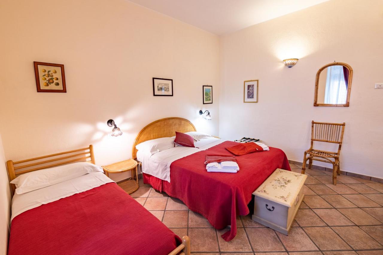 B&B Ottocento Sul Mare ニッツァ・ディ・シチーリア エクステリア 写真