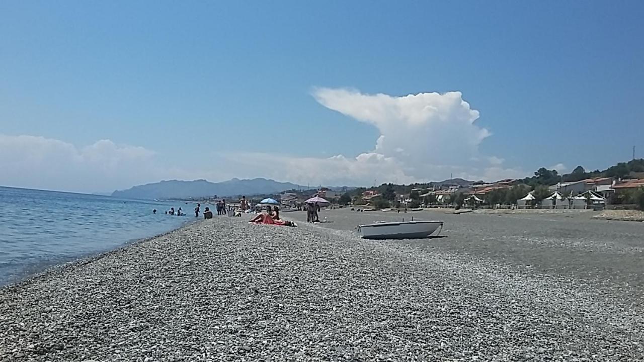 B&B Ottocento Sul Mare ニッツァ・ディ・シチーリア エクステリア 写真